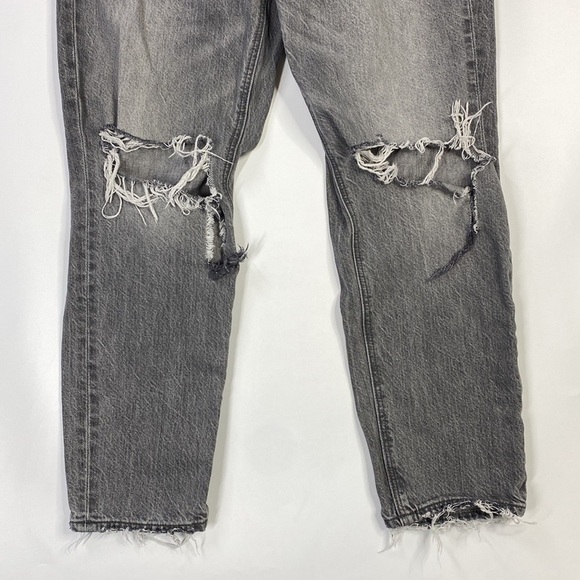 American Eagle Distressed Mom Jean High Rise Black Size 4 Short - Picture 3 of 14